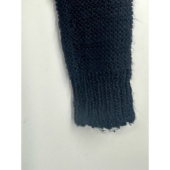 Aeropostale black with multi color stripes sweeter size XS - Picture 5 of 7